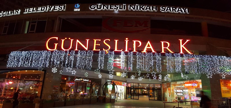 Güneşli Park Alışveriş Merkezi