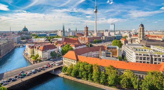 Berlin’de perakendenin liderleri bir araya geldi
