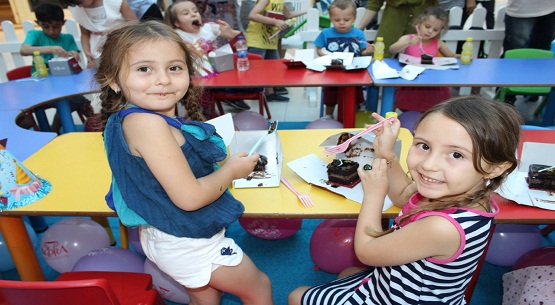 Agora AVM`de doğum günü partisi