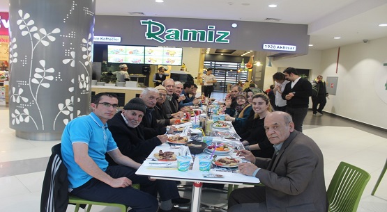 Agora Gönüllü Takımı, Huzur Evinde 