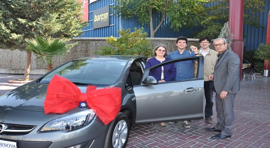 Anne şansı Opel Astra kazandırdı 