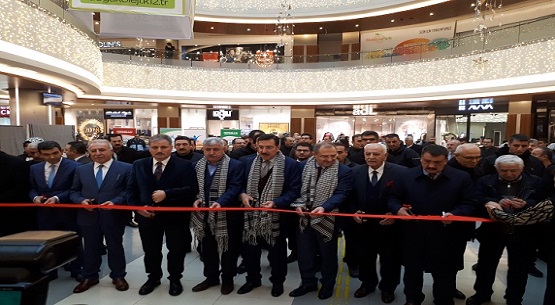 Gümrük ve Ticaret Bakanı MalatyaPark`ta sergi açtı 