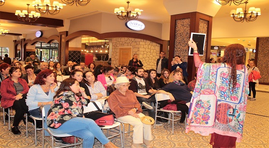 MaviBahçe’de mezat heyecanı 