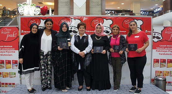 Plato AVM`de aşure yarışması yapıldı 